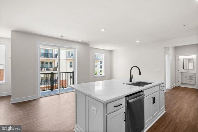 13-302 - 23640 Bolton Crescent Ter, Condo with 2 bedrooms, 2 bathrooms and null parking in ASHBURN VA | Image 7