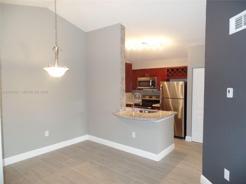 311-2881 N Oakland Forest Dr, Oakland Park, FL, 33309-7621 | Card Image