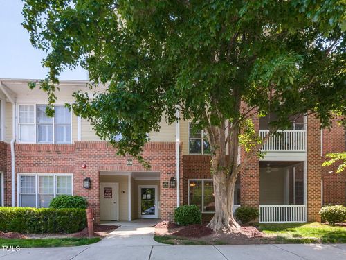 412 Waterford Lake Dr, Cary, NC, 27519-8629 | Card Image