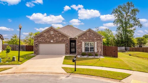 122 Lydia Dr, Maumelle, AR, 72113-6239 | Card Image