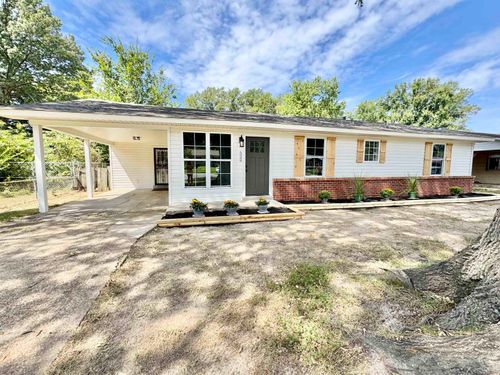 529 Fleda Rd, Memphis, TN, 38120-1530 | Card Image