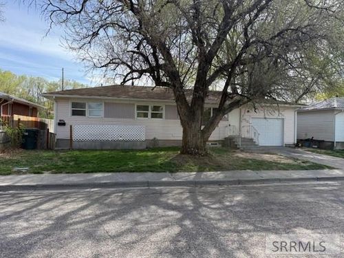 1322 Willard Ave, Pocatello, ID, 83201-3527 | Card Image