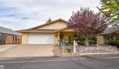 18033 Clouds Rest Road, House other with 3 bedrooms, 2 bathrooms and 2 parking in Soulsbyville CA | Image 1