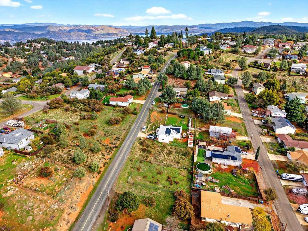 Land in Kelseyville 3