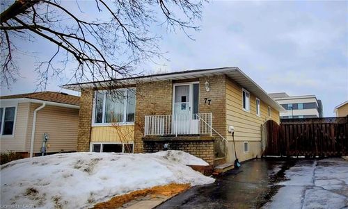 77 Sekura Cres, Cambridge, ON, N1R7C9 | Card Image