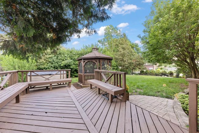 787 Bluejay Cir, House other with 4 bedrooms, 2 bathrooms and 2 parking in Elk Grove Village IL | Image 32
