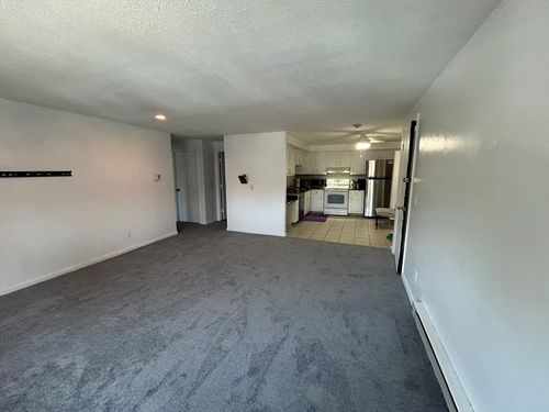 c-89 Pleasant St, Medfield, MA, 02052-2640 | Card Image