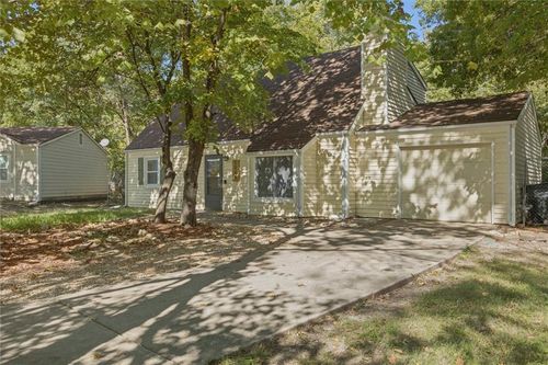 1748 W 3rd St, Lawrence, KS, 66044-4614 | Card Image
