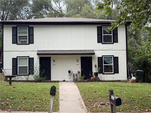 222-220-222 Pottawatomie St, Leavenworth, KS, 66048-2049 | Card Image