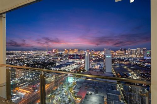 5016-4381 W Flamingo Rd, Las Vegas, NV, 89103-3903 | Card Image