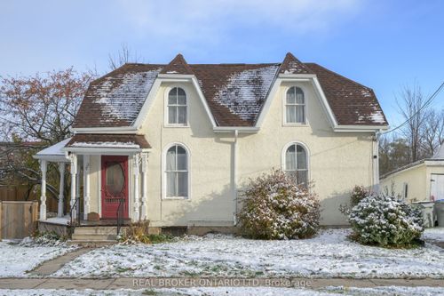 222 Ellen St, Parkhill, ON, N0M2K0 | Card Image