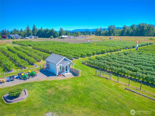 23206 Se 448 Th St, Home with 3 bedrooms, 3 bathrooms and 8 parking in Enumclaw WA | Image 26