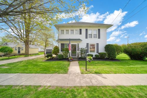 220 Grand St, Springport, MI, 49284-9483 | Card Image