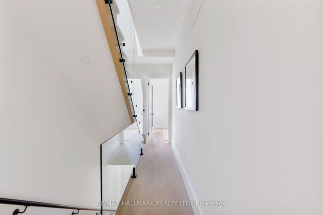 108 Crawford St, House attached with 6 bedrooms, 5 bathrooms and 3 parking in Toronto ON | Image 11