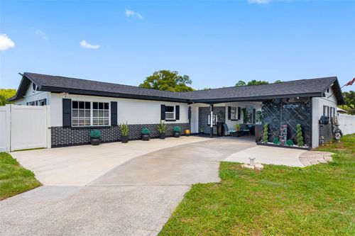 5515 Lake Le Clare Rd, Lutz, FL, 33558-4836 | Card Image