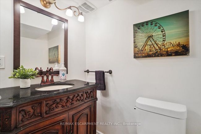 2403 Emerson Dr, House attached with 3 bedrooms, 4 bathrooms and 1 parking in Burlington ON | Image 32