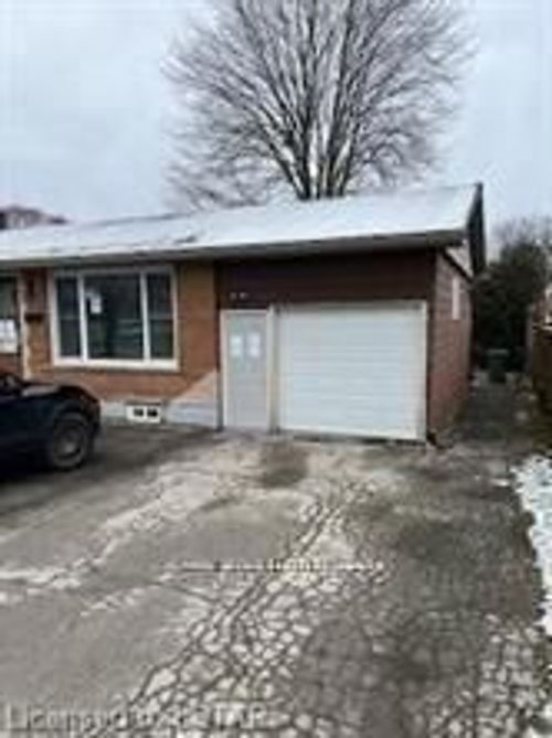 76 1/2 Fairview Ave, Saint Thomas, ON, N5R4X6 | Card Image