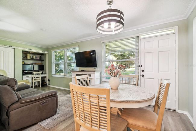 16 - 2450 Canadian Way, Condo with 2 bedrooms, 2 bathrooms and null parking in Clearwater FL | Image 7
