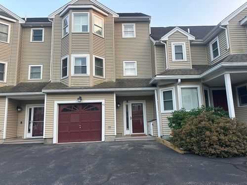 40-40 Tisdale Dr, Dover, MA, 02030-1600 | Card Image
