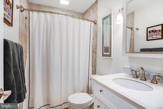 6737 Baron Rd, Townhouse with 4 bedrooms, 4 bathrooms and null parking in MCLEAN VA | Image 20