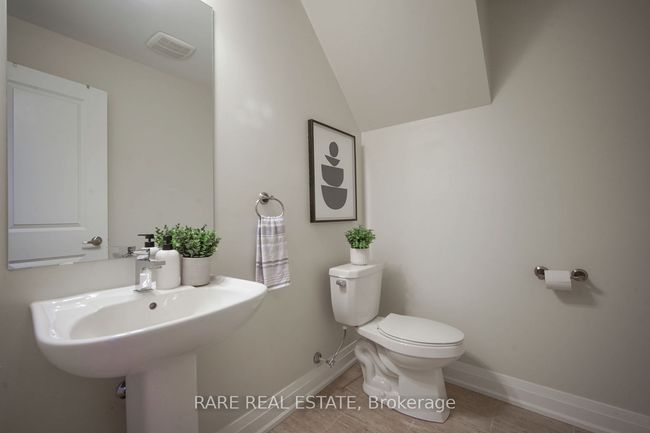 25 Plowman Lane, House attached with 3 bedrooms, 4 bathrooms and 2 parking in Richmond Hill ON | Image 18