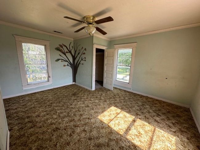 202 Mill St, House other with 4 bedrooms, 2 bathrooms and null parking in Valley View TX | Image 16