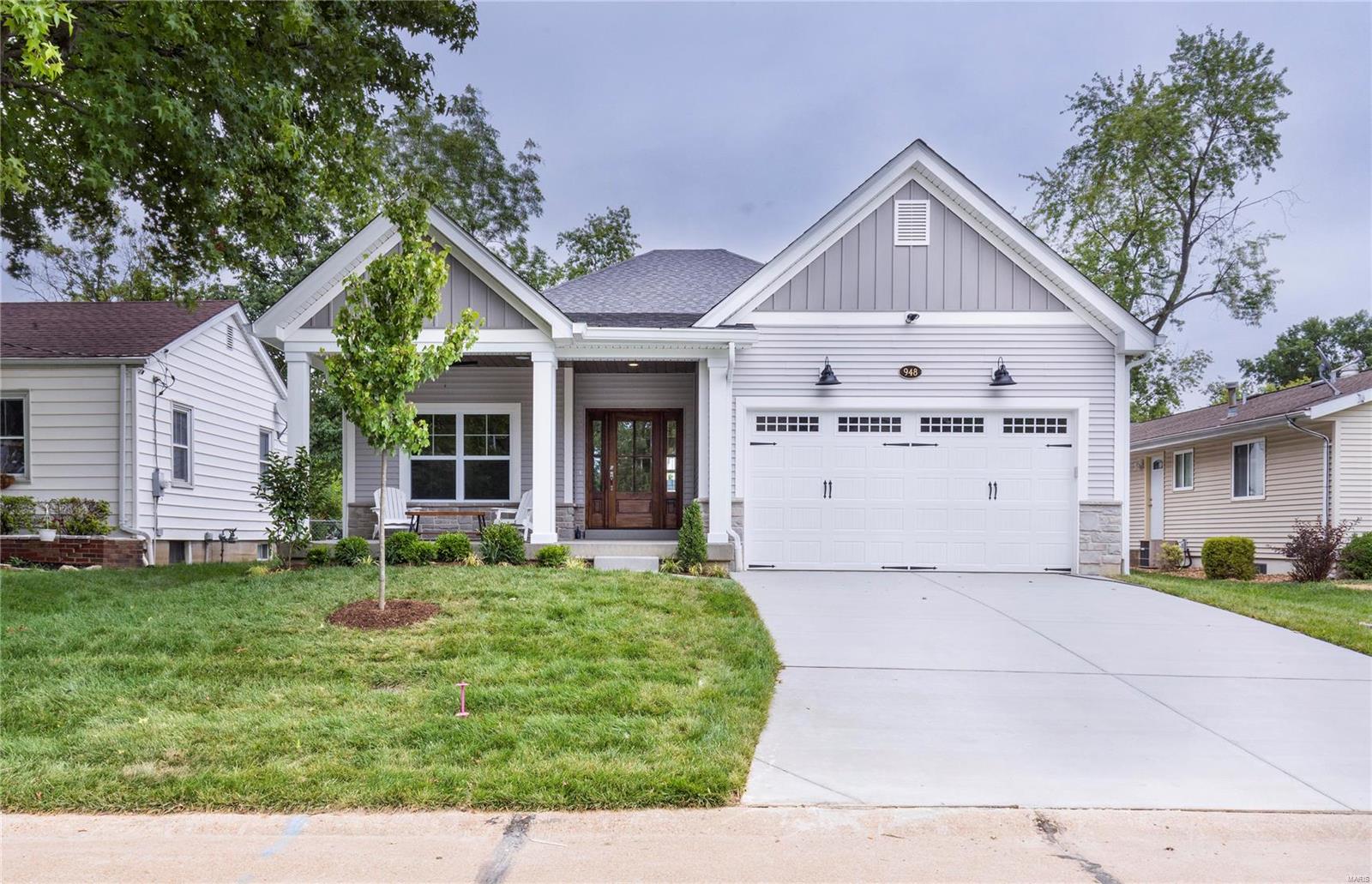 Twin Pine Dr, Saint Louis, MO 63131