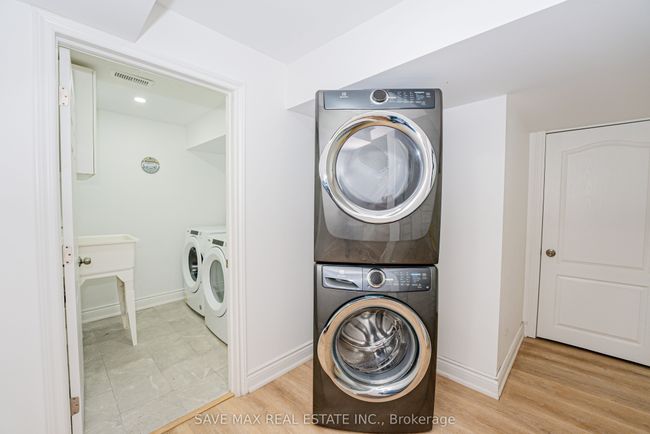 86 Sunset Way, House other with 9 bedrooms, 7 bathrooms and 4 parking in Thorold ON | Image 32