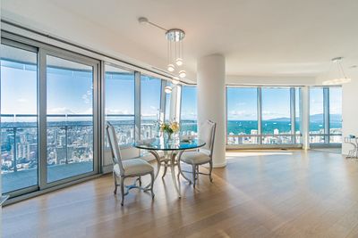 5502 - 1151 W Georgia St, Condo with 2 bedrooms, 2 bathrooms and 1 parking in Vancouver BC | Image 3