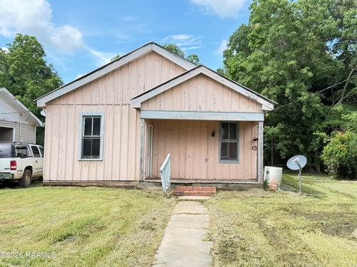 648 Perrault St, Opelousas, LA, 70570-5939 | Card Image