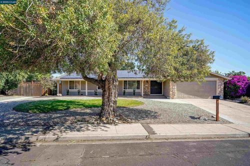 5665 Lewis Way, Concord, CA, 94521-4735 | Card Image
