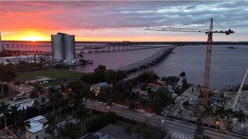 501-2583 1st St, FORT MYERS, FL, 33901-2472 | Card Image