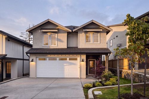 677 Madrona Pl, Langford, BC, V9B6C6 | Card Image