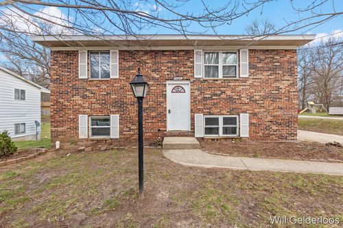 3680 Boone Ave Sw, Wyoming, MI, 49519-3769 | Card Image