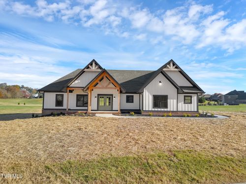 296 Belle Arden Dr, Greeneville, TN, 37745-3851 | Card Image