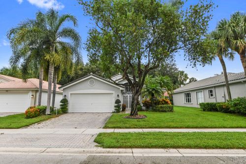 11163 Mandalay Way, Boynton Beach, FL, 33437-7008 | Card Image