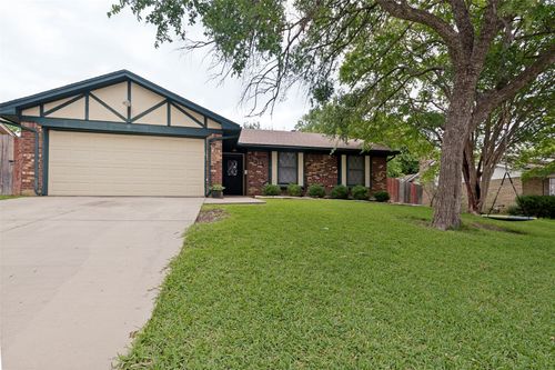 1318 Halifax Street, Grand Prairie, TX, 75050 | Card Image