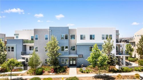 189 Biome, Irvine, CA, 92618-1465 | Card Image