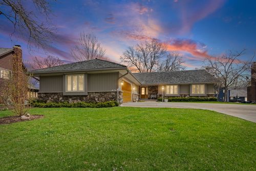 720 Mullady Pkwy, Libertyville, IL, 60048-3778 | Card Image