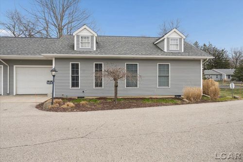 959 W Maumee St, Adrian, MI, 49221-1972 | Card Image