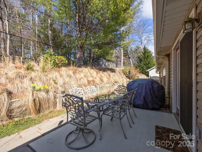 68 Wiltshire Cir, Condo with 2 bedrooms, 2 bathrooms and null parking in Fletcher NC | Image 31