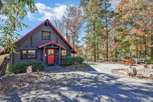 1003 Walini Way, Sevierville, TN, 37876-9702 | Card Image