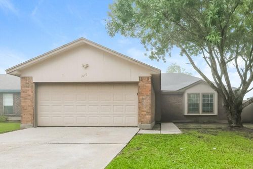 1010 Hickory Post Court, Tomball, TX, 77375 | Card Image