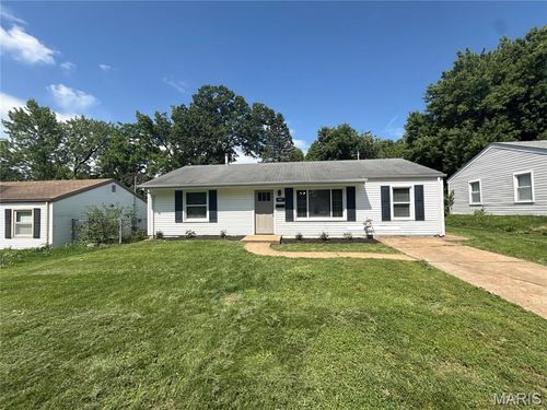 9857 Dennis Dr, Saint Louis, MO, 63136-1903 | Card Image
