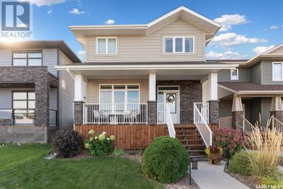 143 Maningas Bend, House other with 3 bedrooms, 3 bathrooms and null parking in Saskatoon SK | Image 1