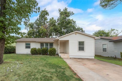 2226 Cartwright St, Irving, TX, 75062-4271 | Card Image