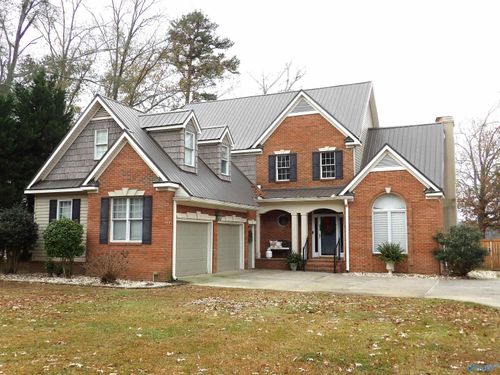 390 Indian Lake Dr, Rainbow City, AL, 35906-8212 | Card Image