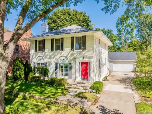 1258 Bedford Rd, Grosse Pointe Park, MI, 48230-1116 | Card Image