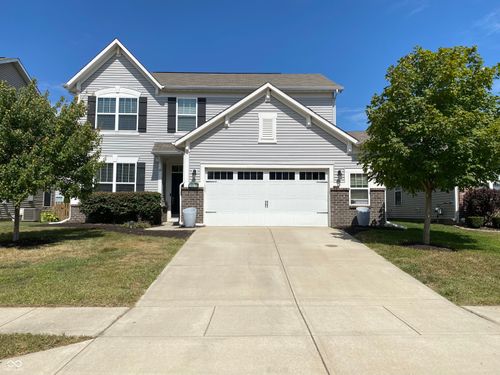 10586 Glenwyck Pl, Noblesville, IN, 46060-4898 | Card Image
