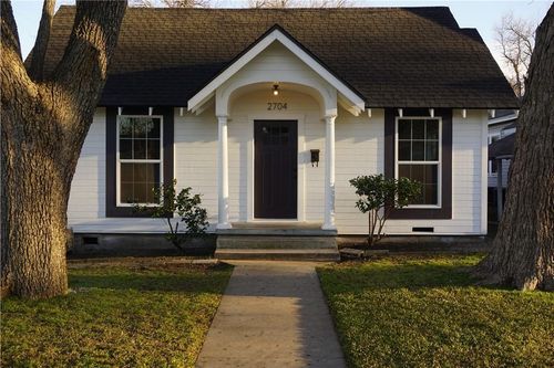 2704 Herring Ave, Waco, TX, 76708-3236 | Card Image